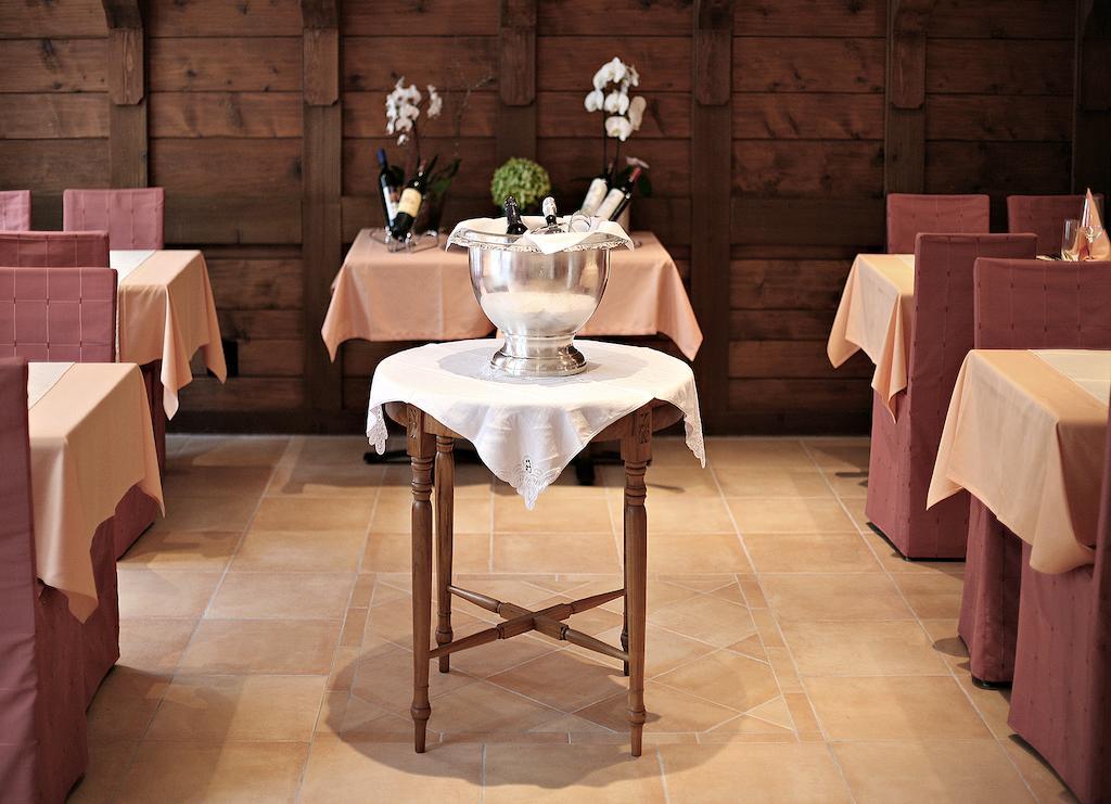 Zurzach Hotel Zur Post מראה חיצוני תמונה